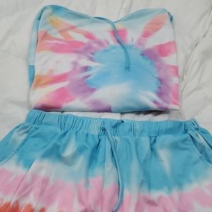 Tie dye